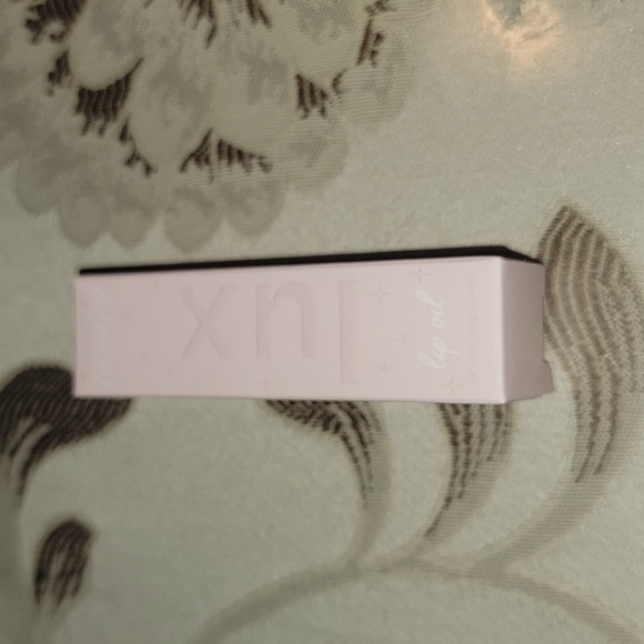 COLOURPOP lux Lip Oil In Dew Drop - Picture 2 of 3